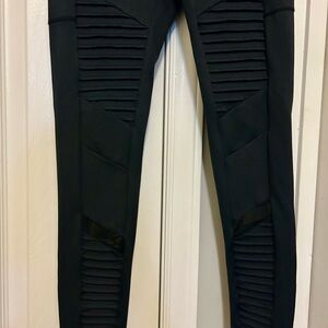Constantly Varied Gear Moto Black Ribbed Leggings